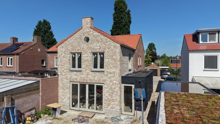 Aanbouw Middelrode